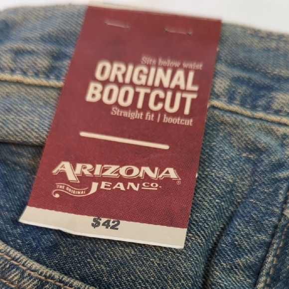 Arizona Jean Company Men's Classic Denim Jeans - Picture 3 of 8